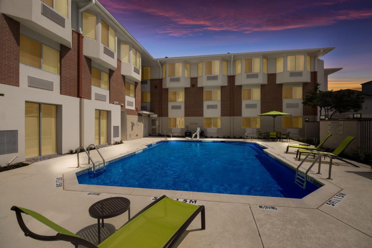 Springhill Suites By Marriott Dallas Nw Highway At Stemmons / I-35East Ngoại thất bức ảnh