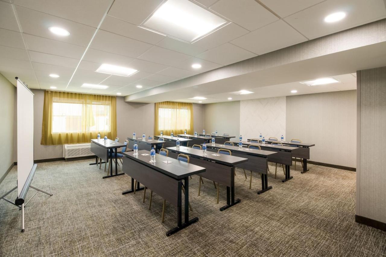 Springhill Suites By Marriott Dallas Nw Highway At Stemmons / I-35East Ngoại thất bức ảnh