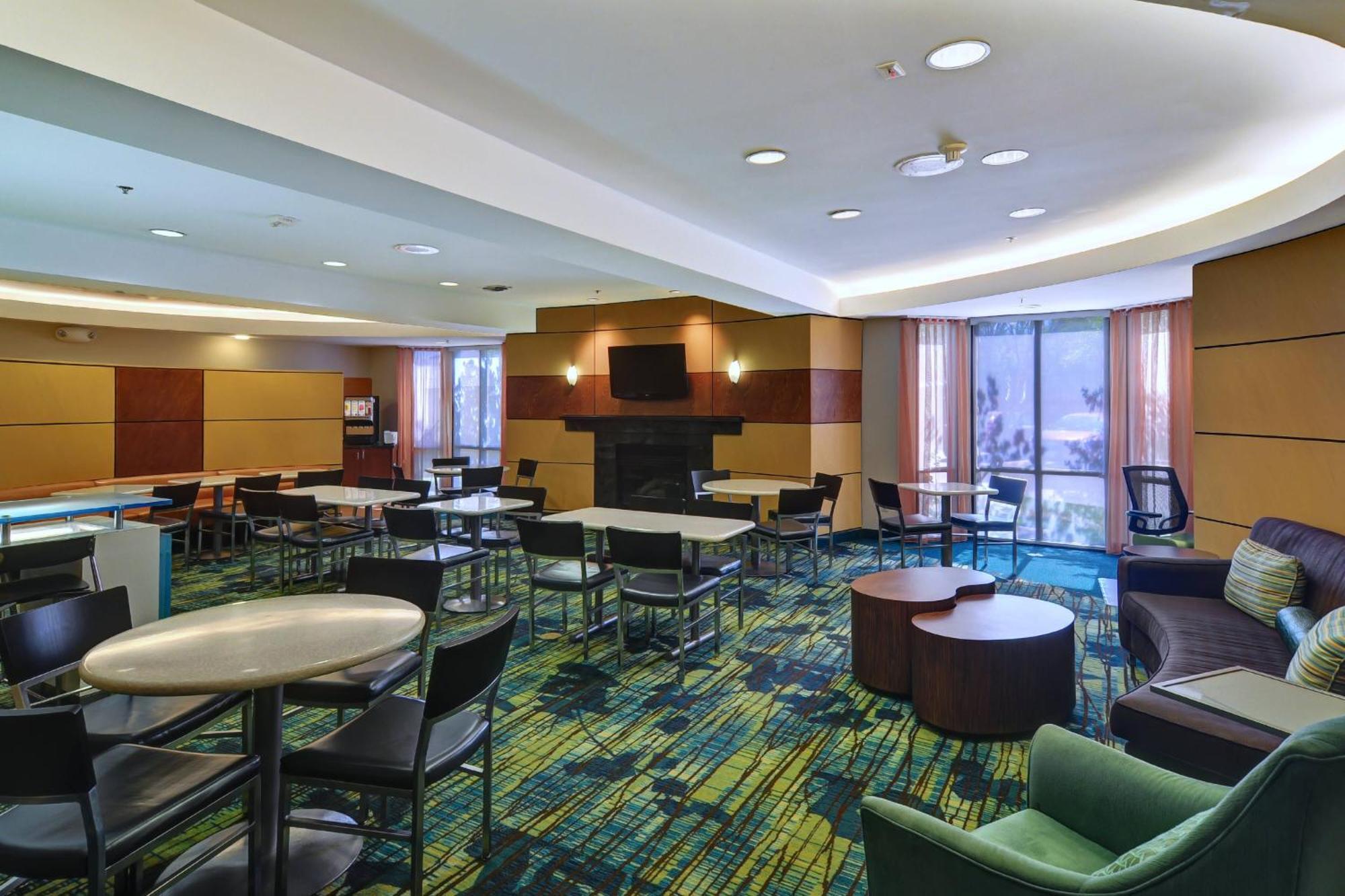 Springhill Suites By Marriott Dallas Nw Highway At Stemmons / I-35East Ngoại thất bức ảnh